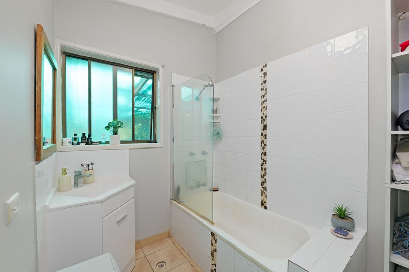 Photo - 13 Gympie Street S , Landsborough QLD 4550 - Image 11