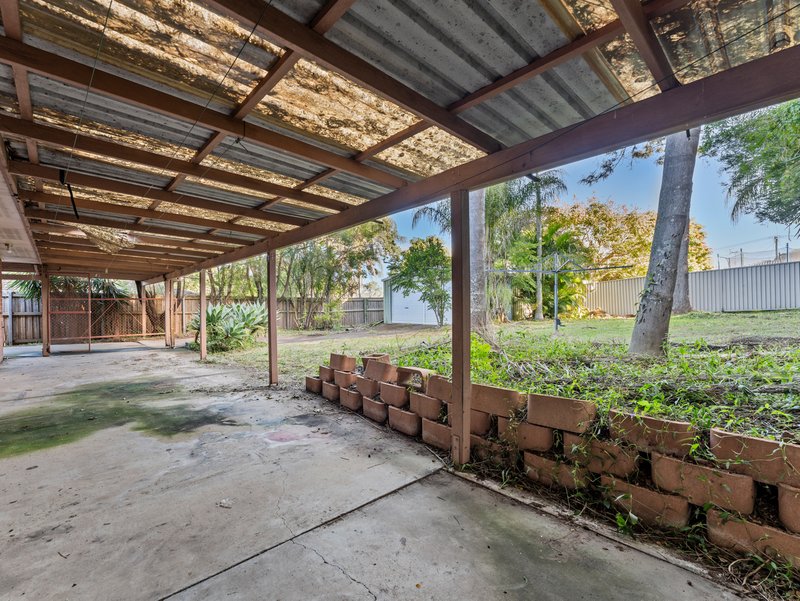 Photo - 13 Halfmoon Street, Browns Plains QLD 4118 - Image 9