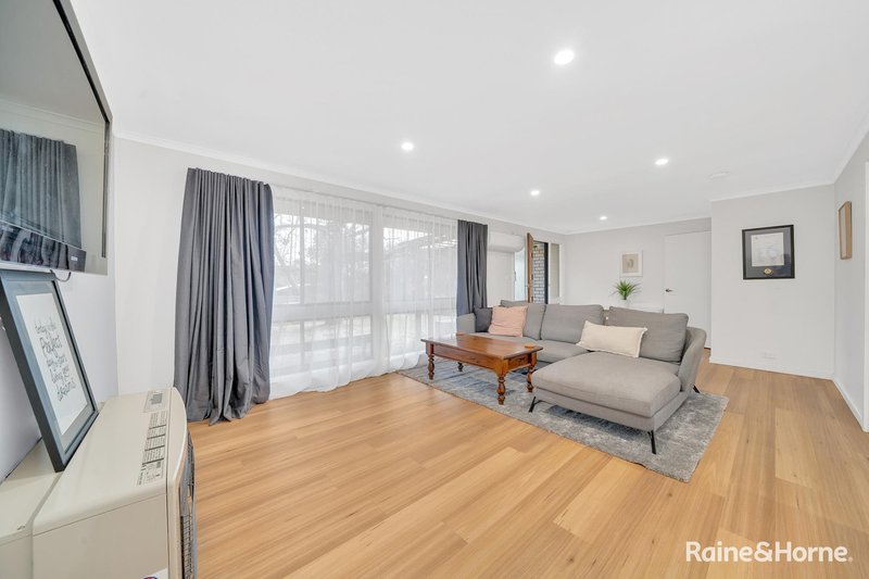 Photo - 13 Hamilton Crescent, Aberfoyle Park SA 5159 - Image 6