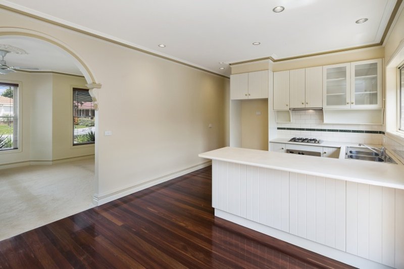 Photo - 13 Hannah Avenue, Hillside VIC 3037 - Image 5