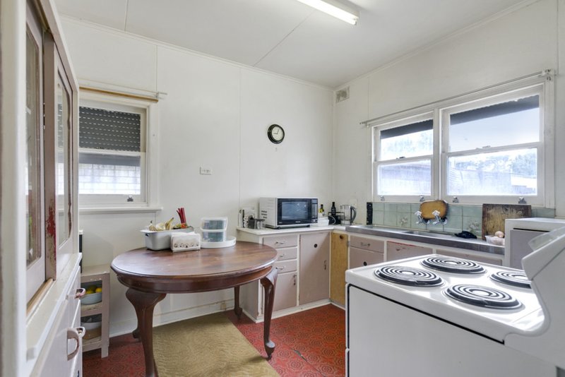 Photo - 13 Hannah Street, Seaford VIC 3198 - Image 2