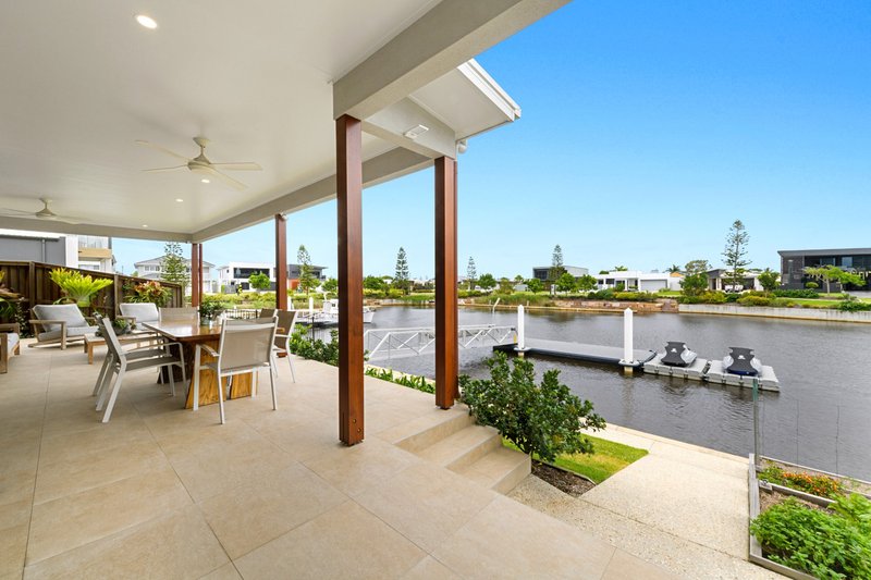 Photo - 13 Harbourlights Way, Pelican Waters QLD 4551 - Image 4