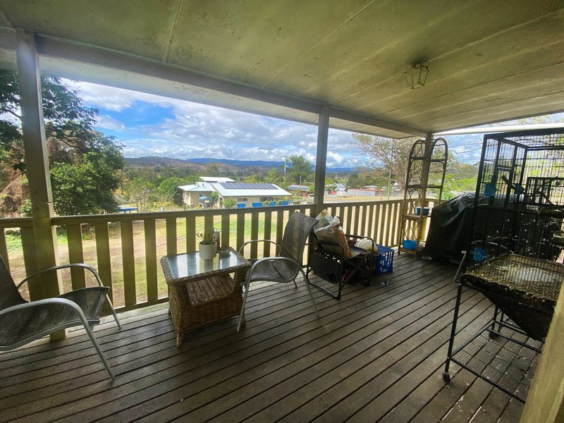 Photo - 13 Hardgrave Street, Rathdowney QLD 4287 - Image 12