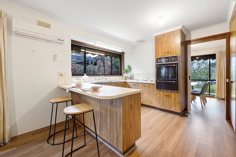 Photo - 13 Harewood Close, Boronia VIC 3155 - Image 2