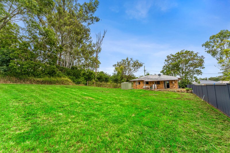 Photo - 13 Harris Street, Bellbird Park QLD 4300 - Image 12