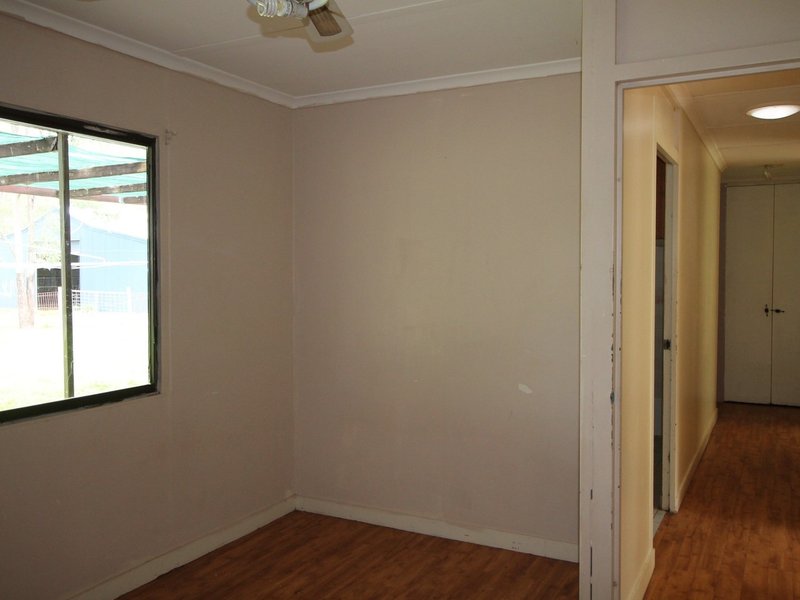 Photo - 13 Harvey Road, Forest Hill QLD 4342 - Image 13