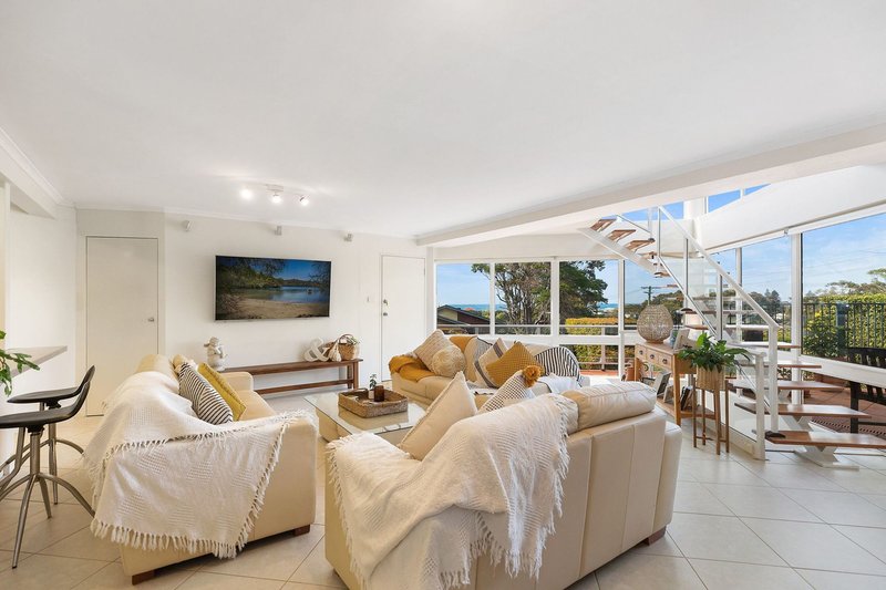 Photo - 1/3 Hastings Road, Terrigal NSW 2260 - Image 3