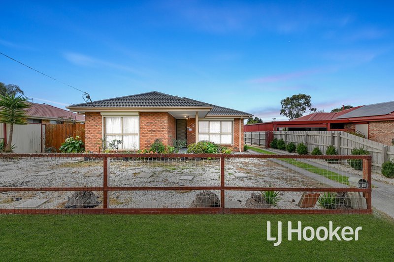 Photo - 13 Hawking Avenue, Hampton Park VIC 3976 - Image 1