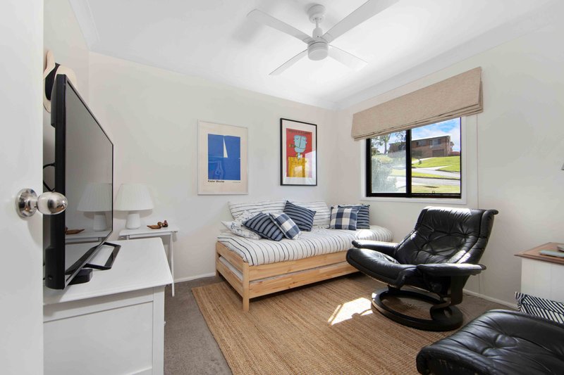 Photo - 13 Hawks Nest Place, Surfside NSW 2536 - Image 11