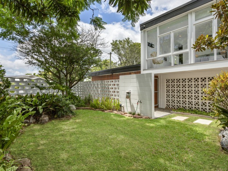 Photo - 13 Hazelmere Pde , Sherwood QLD 4075 - Image 12