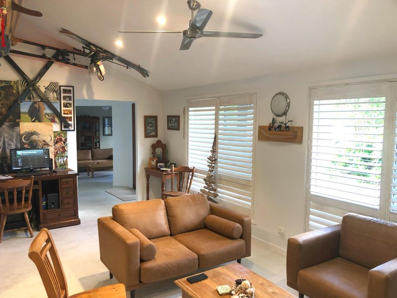 Photo - 13 Heather Street, Tallebudgera QLD 4228 - Image 5