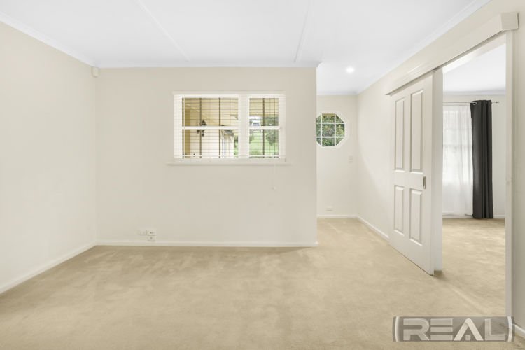 Photo - 13 Heathfield Road, Bellevue Heights SA 5050 - Image 10