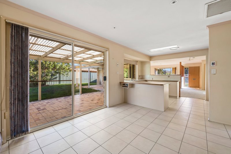 Photo - 13 Helm Crescent, Wurtulla QLD 4575 - Image 5