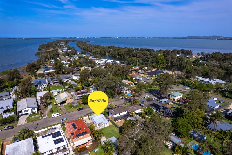 Photo - 13 Henry Street, Chittaway Point NSW 2261 - Image 20