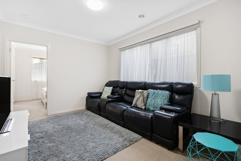 Photo - 13 Henwood Rise, Mernda VIC 3754 - Image 7