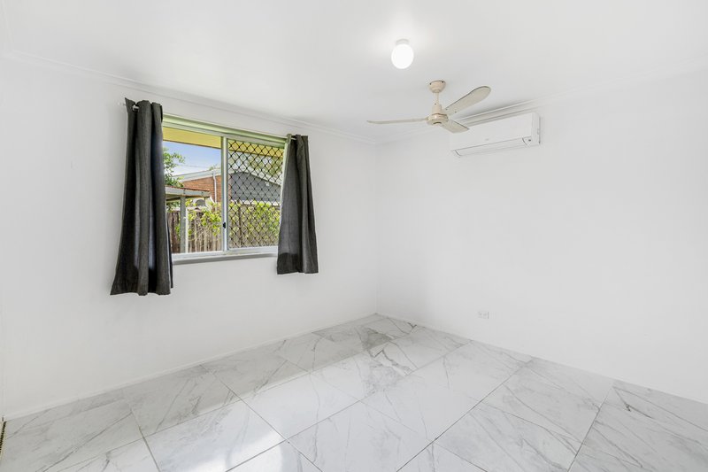 Photo - 13 Hepburn Street, White Rock QLD 4868 - Image 7