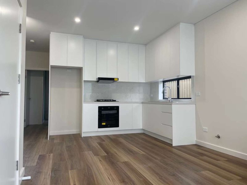 Photo - 1/3 Hermington Street, Epping NSW 2121 - Image 5