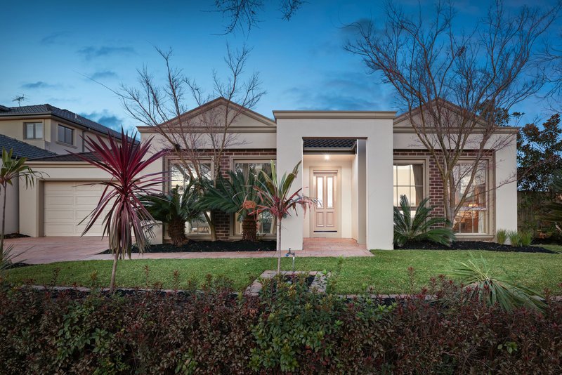 13 Hermitage Place, Rowville VIC 3178