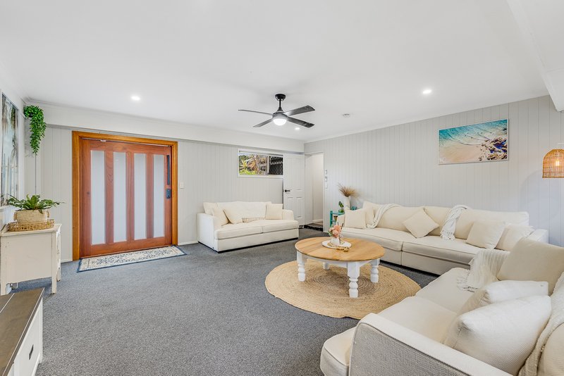 Photo - 13 Heron Drive, Aroona QLD 4551 - Image 6