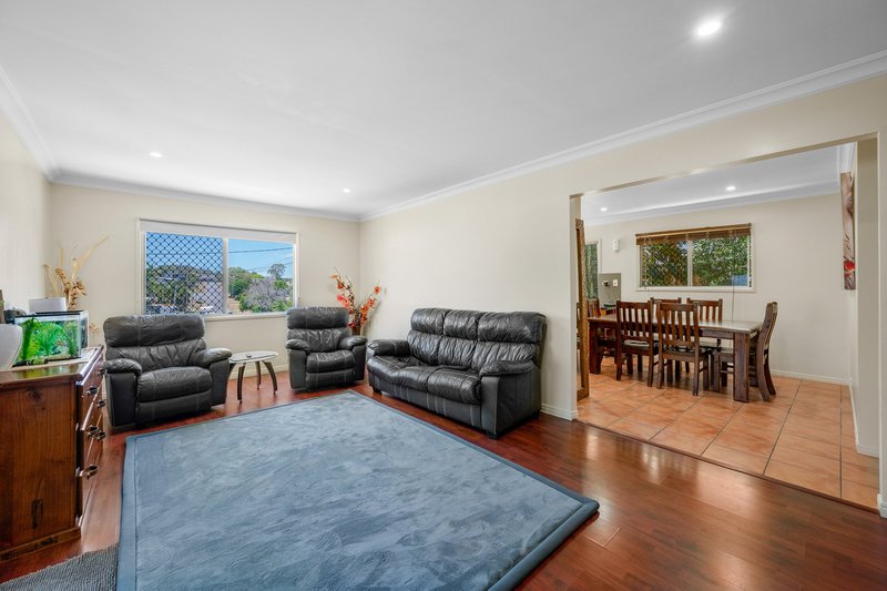 Photo - 13 Hibiscus Avenue, Kin Kora QLD 4680 - Image 2