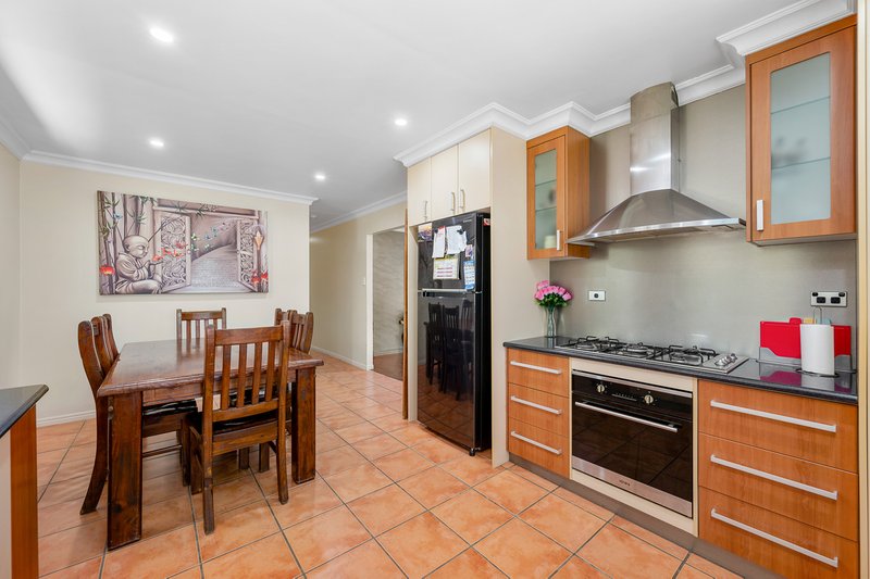 Photo - 13 Hibiscus Avenue, Kin Kora QLD 4680 - Image 5