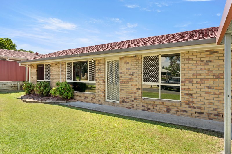 Photo - 13 Highbury Drive, Crestmead QLD 4132 - Image 2