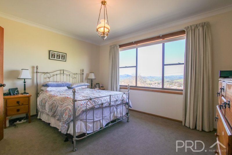 Photo - 13 Highland Avenue, Tumut NSW 2720 - Image 10