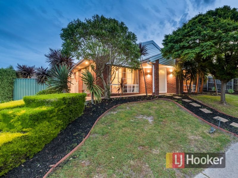 Photo - 13 Highland Crescent, Narre Warren South VIC 3805 - Image 1