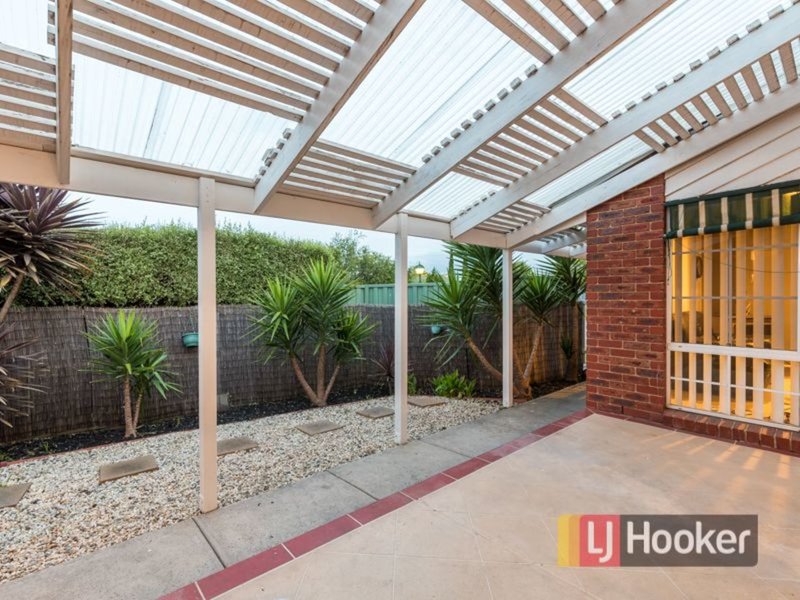 Photo - 13 Highland Crescent, Narre Warren South VIC 3805 - Image 15