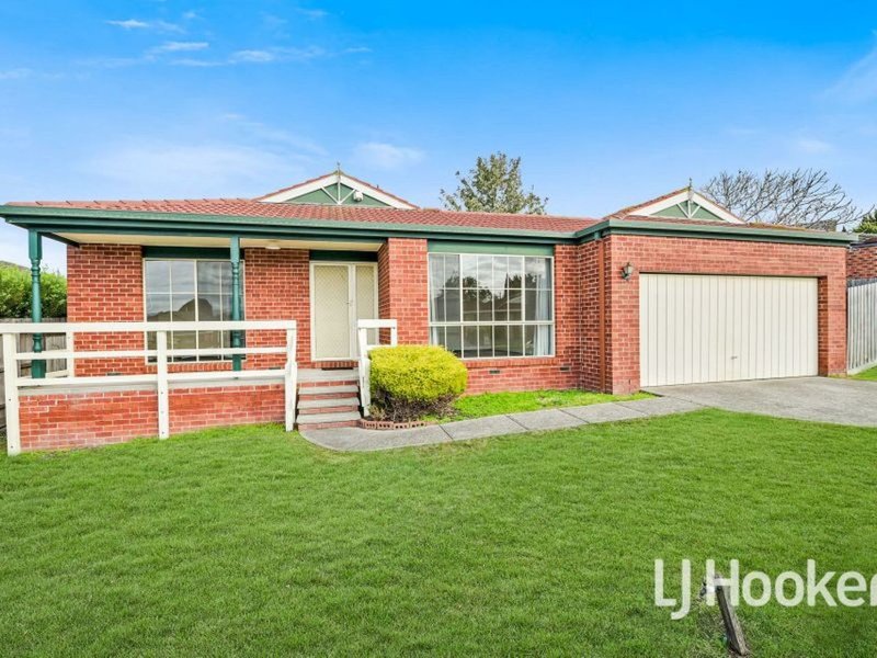 13 Highmount Drive, Hampton Park VIC 3976