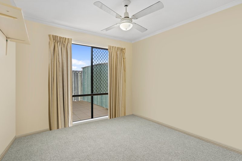 Photo - 13 Highview Place, Parkwood QLD 4214 - Image 11