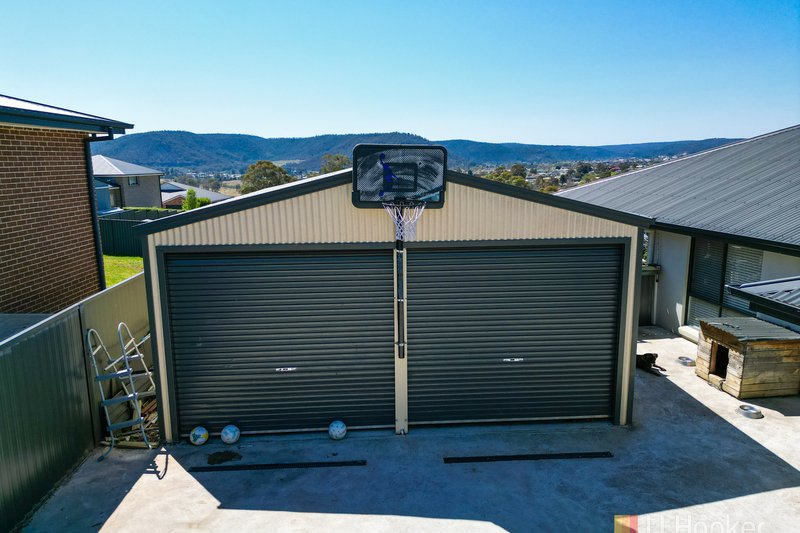 Photo - 13 Hillcrest Avenue, Lithgow NSW 2790 - Image 17