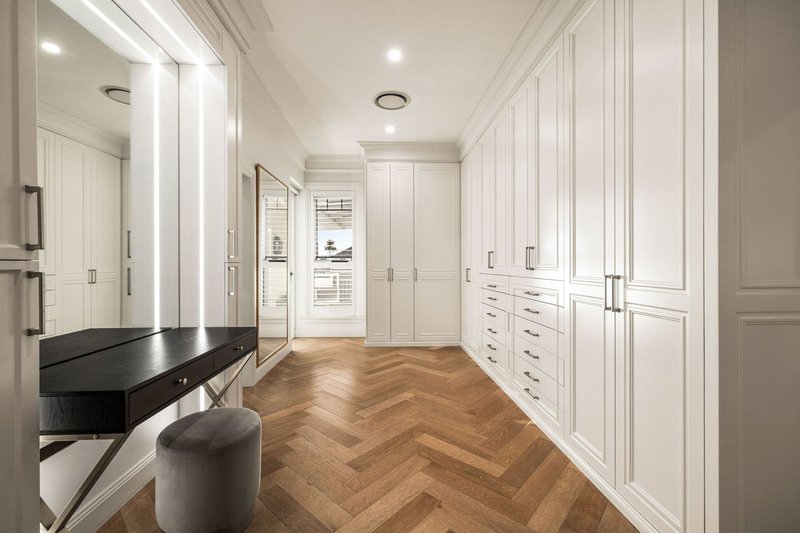 Photo - 13 Hillpine Avenue, Kogarah NSW 2217 - Image 12