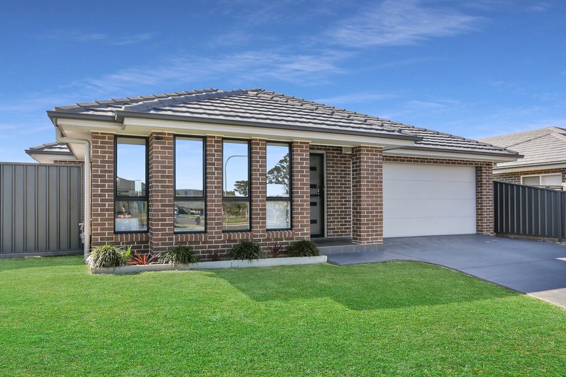 13 Hobbs Street, Horsley NSW 2530