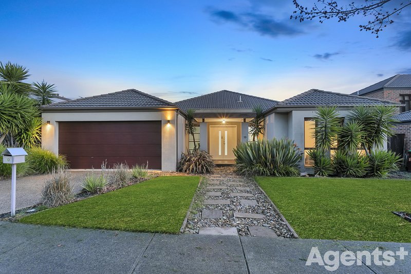 Photo - 13 Hollyrood Drive, Berwick VIC 3806 - Image 1