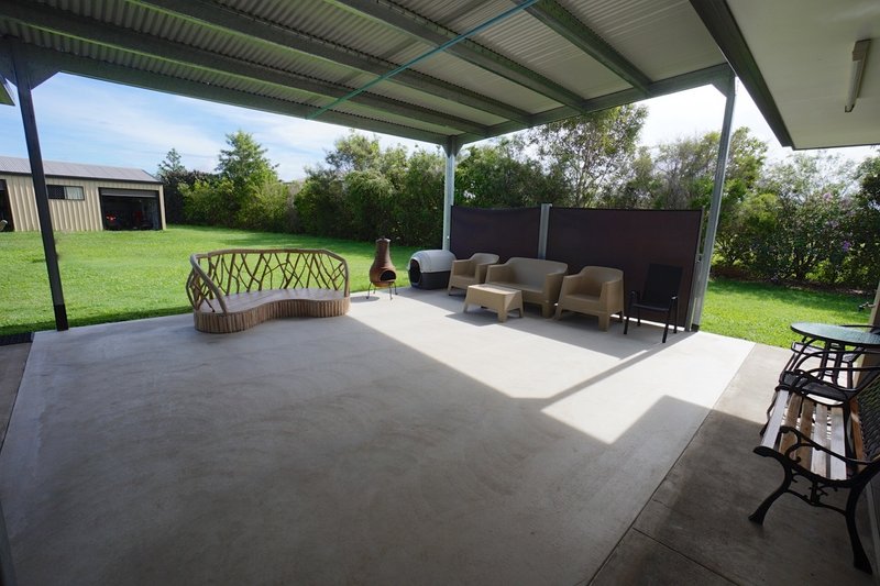 Photo - 13 Hoolahan Drive, Mareeba QLD 4880 - Image 19