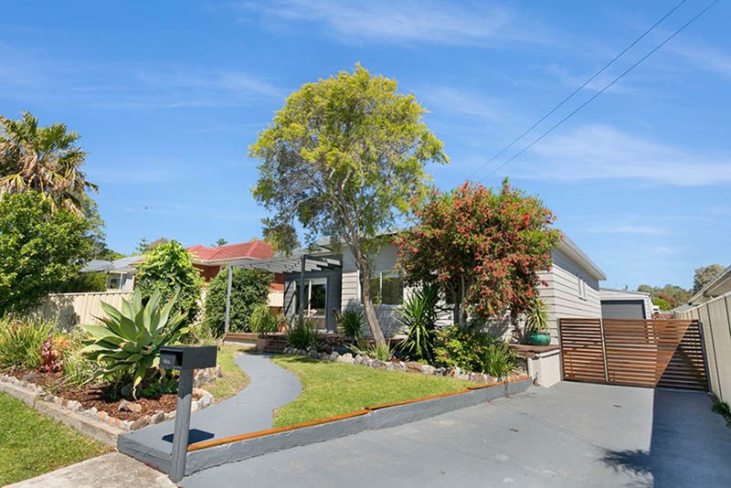 13 Hopetoun Street, Oak Flats NSW 2529