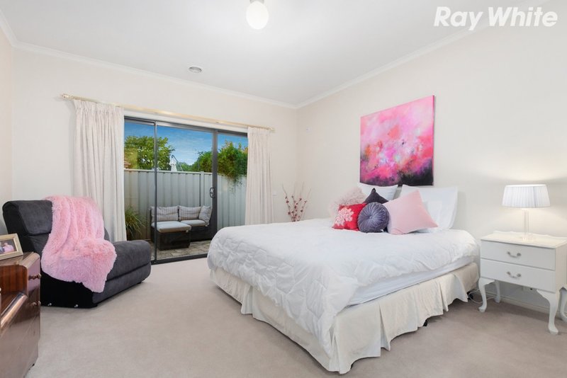 Photo - 13 Hopkins Pass, Pakenham VIC 3810 - Image 8