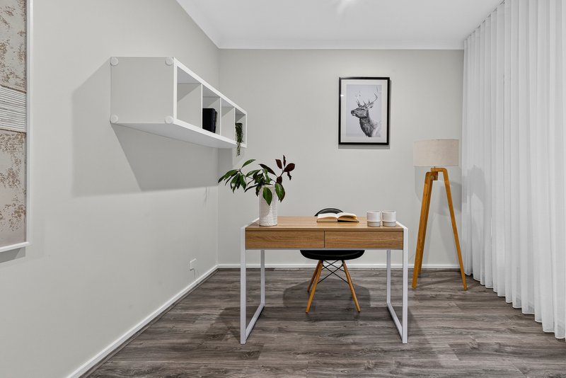 Photo - 13 Horizon Boulevard, Greenvale VIC 3059 - Image 2