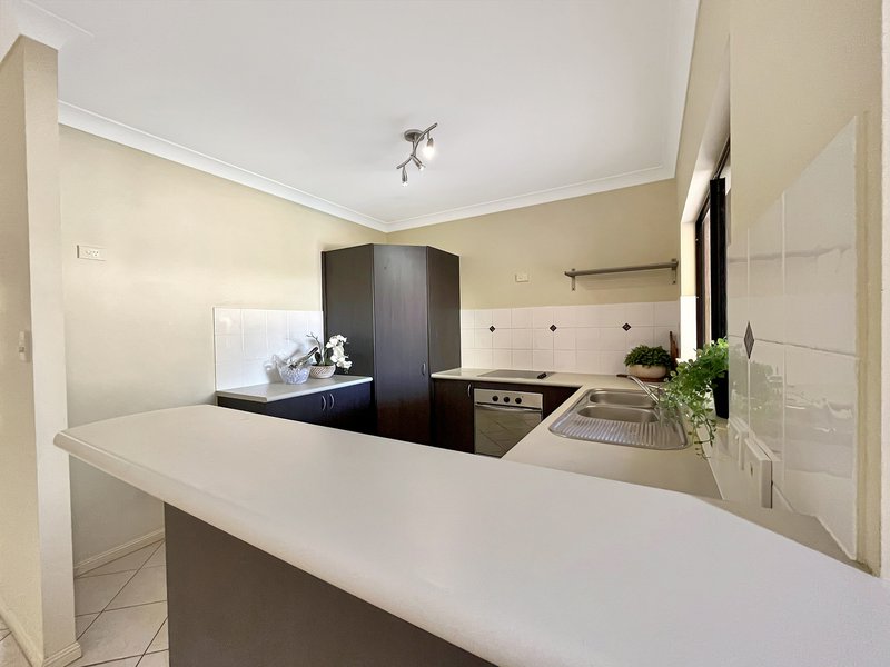 Photo - 13 Howie Close, Kewarra Beach QLD 4879 - Image 5