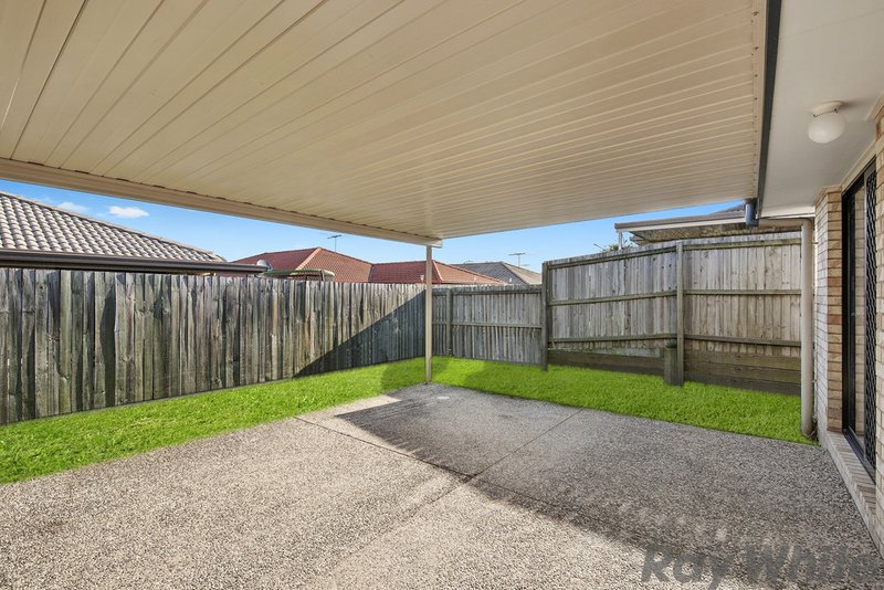 Photo - 13 Hubner Drive, Rothwell QLD 4022 - Image 12