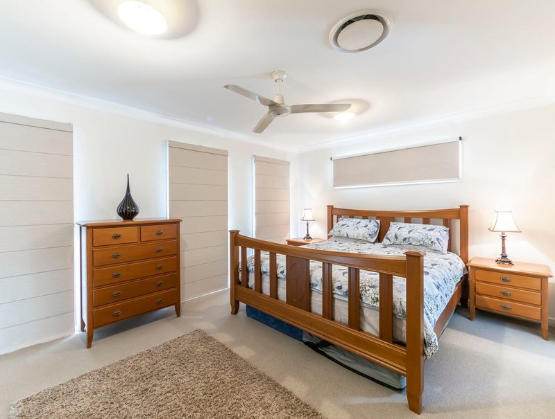 Photo - 13 Hume Circuit, Warner QLD 4500 - Image 7