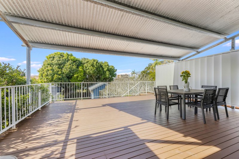 Photo - 13 Hume Street, Golden Beach QLD 4551 - Image 6