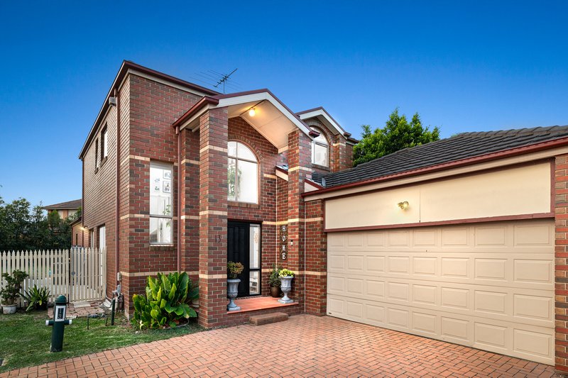 13 Hummingbird Place, South Morang VIC 3752