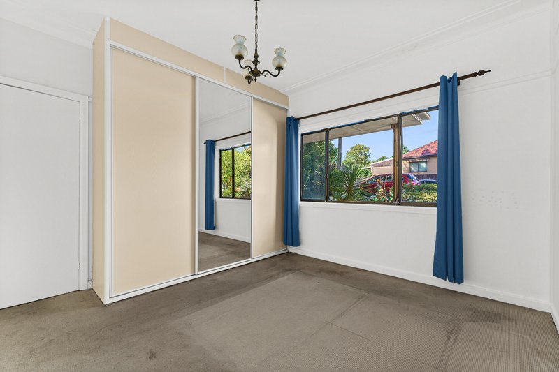 Photo - 13 Hunter Street, Riverwood NSW 2210 - Image 6