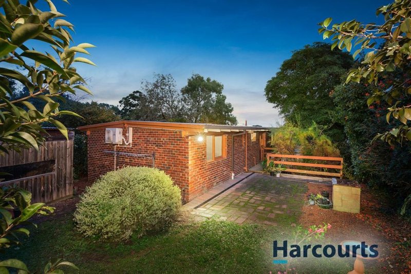 Photo - 13 Huxley Court, Bayswater VIC 3153 - Image 6