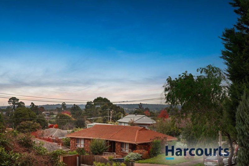 Photo - 13 Huxley Court, Bayswater VIC 3153 - Image 7