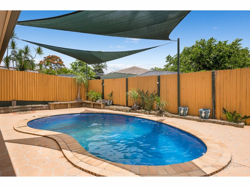 13 Ibrox Court, Regents Park QLD 4118