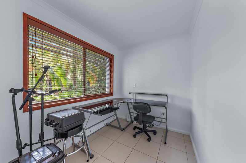 Photo - 13 Iluka Street, Cannonvale QLD 4802 - Image 15