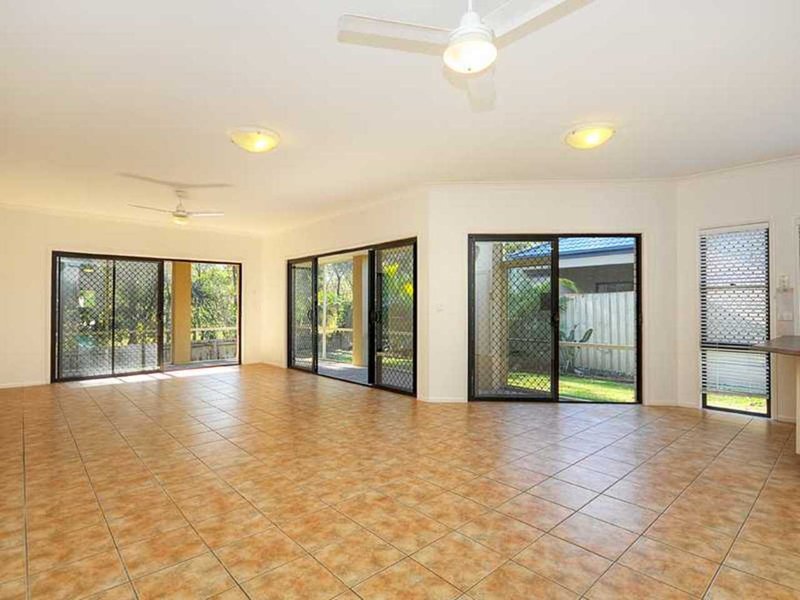 Photo - 13 Imperia Crescent, Varsity Lakes QLD 4227 - Image 2